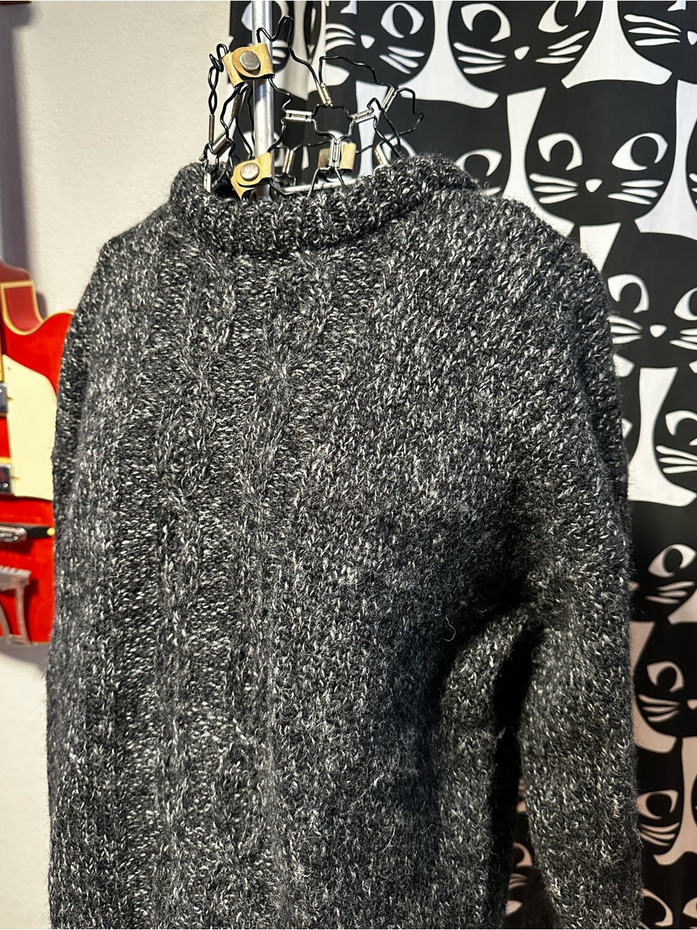 Vintage 70s wool cable knit sweater